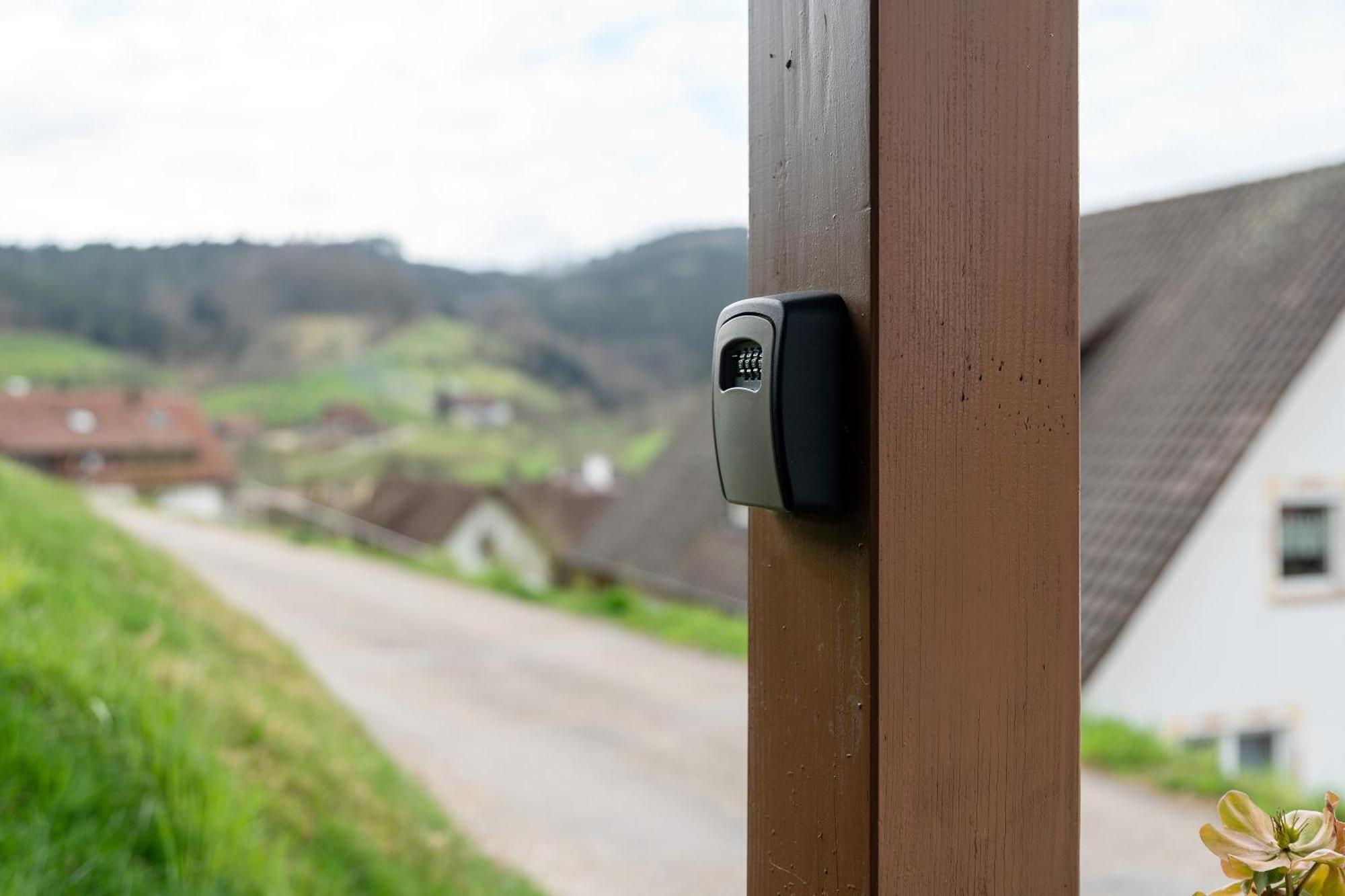 Haus Am Schroffen Leilighet Ottenhofen im Schwarzwald Eksteriør bilde